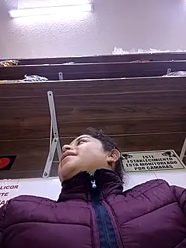 Snapshot of yajahil chatting on 11-21-25, 03:38 yajahil online show from 11-21-25, 03:38