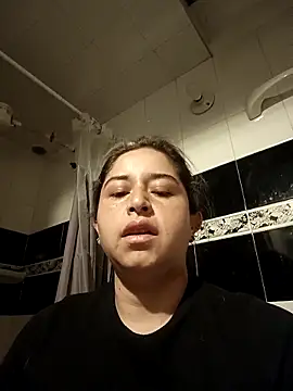 Snapshot of yajahil chatting on 12-22-25, 03:47 yajahil online show from 12-22-25, 03:47