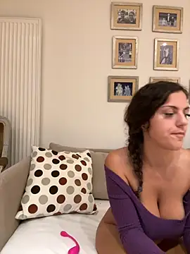 Snapshot of OliviaOcean69 chatting on 10-09-25, 07:45 OliviaOcean69 online show from 10-09-25, 07:45