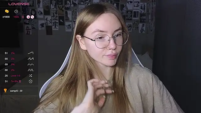 littlevildevil online show from 03-08-26, 10:52