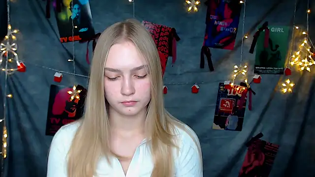 MademoiselleCl online show from 12-15-25, 01:26