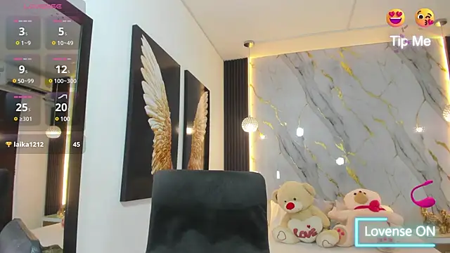 estephany doll online show from 03-17-25, 05:49