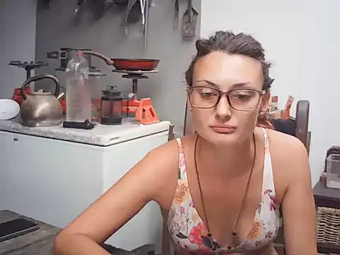 Snapshot of hornyhippies0080 chatting on 03-22-26, 01:47 hornyhippies0080 online show from 03-22-26, 01:47