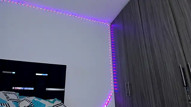 Snapshot of Kristen_dollts chatting on 01-22-25, 10:15 Kristen dollts online show from 01-22-25, 10:15