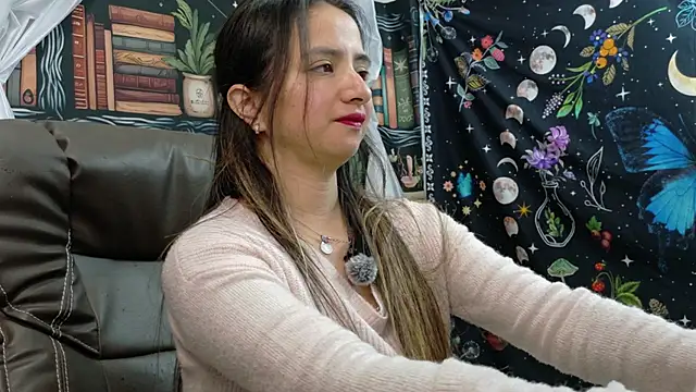 julietta   jackson online show from 05-01-26, 02:27