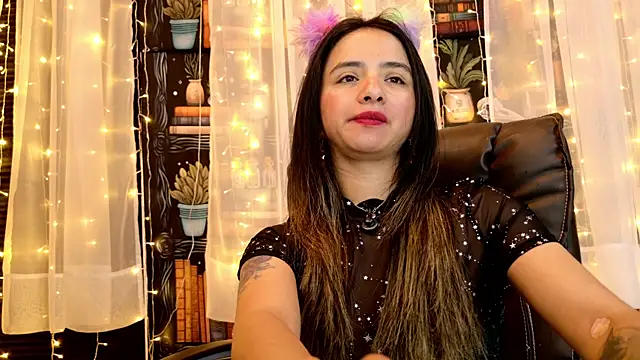 julietta   jackson online show from 07-17-26, 10:36