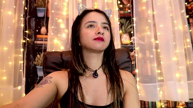 julietta   jackson online show from 07-25-26, 05:54