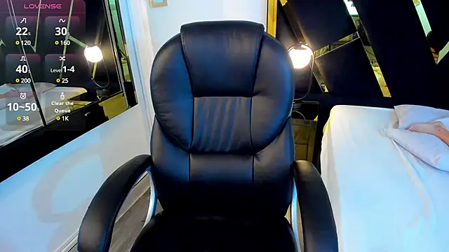 ninfomaria  online show from 02-06-25, 12:00