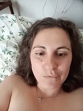 Snapshot of ShelaDiass chatting on 06-12-26, 04:55 ShelaDiass online show from 06-12-26, 04:55