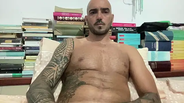 alessandromori91 online show from 07-10-26, 11:18