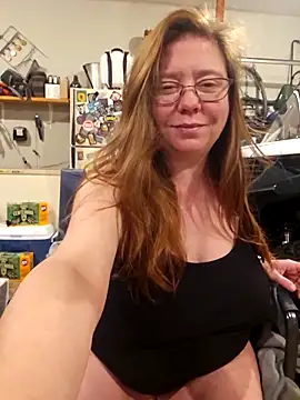 MsShelby40 online show from 12-14-25, 10:58