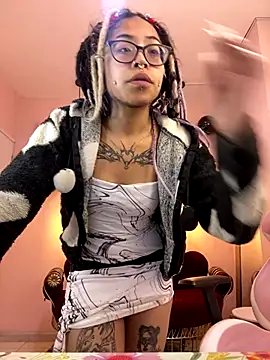 Violetta Suky online show from 10-22-25, 01:33