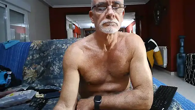 Snapshot of maduroguapo chatting on 02-13-25, 10:22 maduroguapo online show from 02-13-25, 10:22