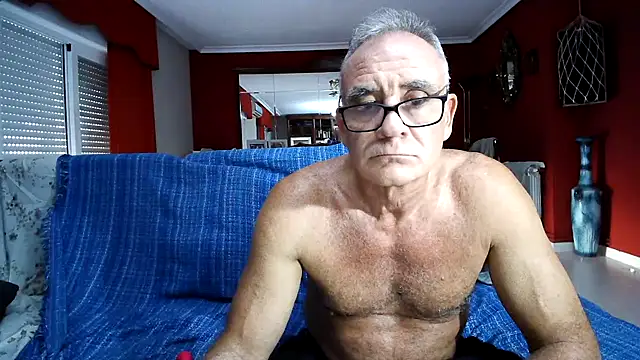 Snapshot of maduroguapo chatting on 09-18-25, 05:04 maduroguapo online show from 09-18-25, 05:04