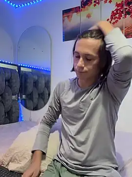 Alex and Fabian online show from 02-11-26, 05:56