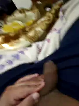 Snapshot of Sunnyoberoi01111 chatting on 02-03-25, 09:19 Sunnyoberoi01111 online show from 02-03-25, 09:19