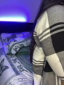 Isa bel online show from 12-10-24, 04:34