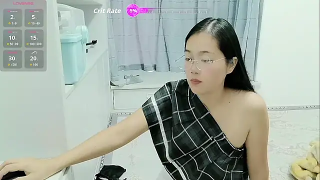 Snapshot of luoxuwen chatting on 10-30-25, 04:03 luoxuwen online show from 10-30-25, 04:03