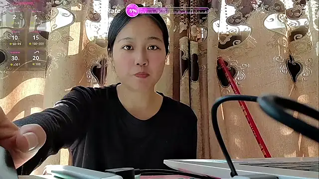 Snapshot of luoxuwen chatting on 11-16-25, 04:40 luoxuwen online show from 11-16-25, 04:40