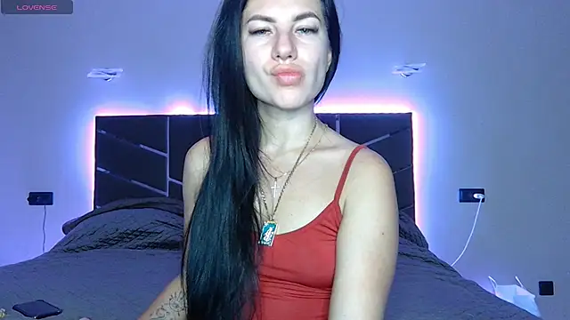 Snapshot of NessyStar chatting on 12-08-24, 05:11 NessyStar online show from 12-08-24, 05:11