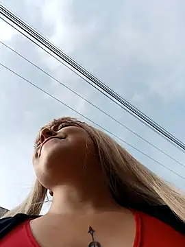 madelaine- online show from 02-04-25, 08:49