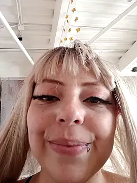 madelaine- online show from 02-10-25, 08:21