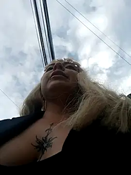 madelaine- online show from 03-20-25, 10:07