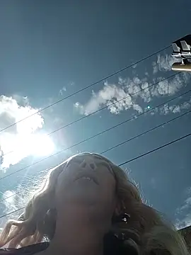 madelaine- online show from 02-18-26, 06:48