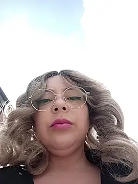 madelaine- online show from 04-23-26, 07:05