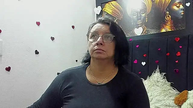 Evaaross 2345 online show from 05-29-26, 02:26