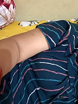 PayalSharmahot143 online show from 05-13-26, 12:35