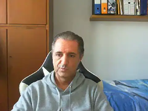 lliuk70mi online show from 12-23-24, 02:07