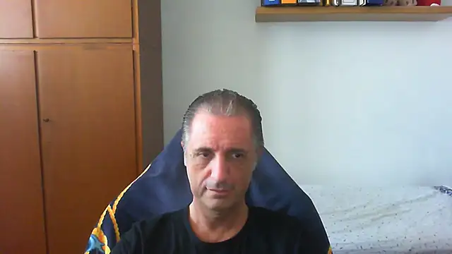 lliuk70mi online show from 06-11-26, 01:31