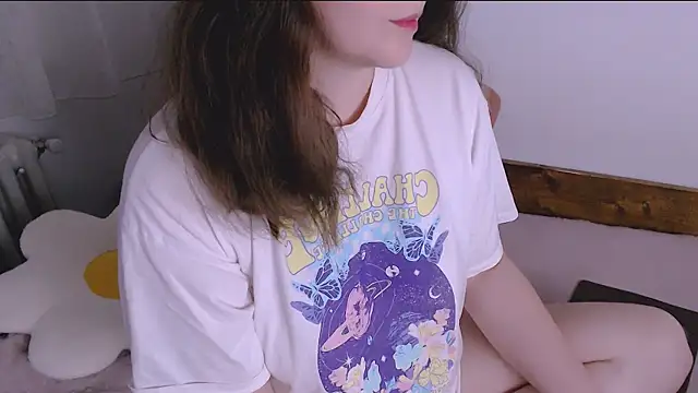 ChubbyMaia online show from 04-18-26, 04:33