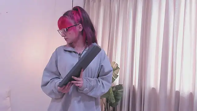 RedMeloddy online show from 02-24-25, 07:19