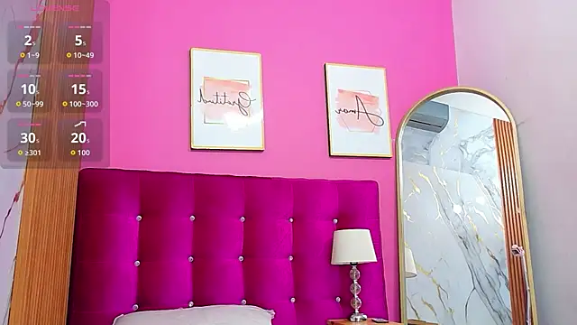 Snapshot of littleebonymommy chatting on 07-23-26, 07:34 littleebonymommy online show from 07-23-26, 07:34