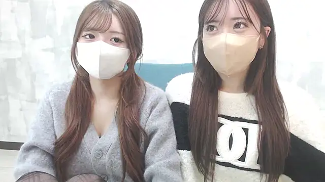 LOVE MOMO LOVE online show from 02-15-25, 11:50