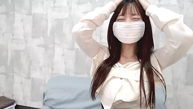 LOVE MOMO LOVE online show from 09-21-25, 12:18