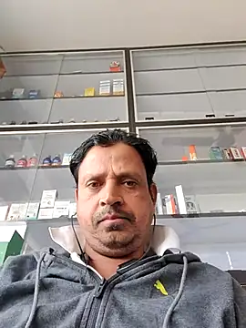 Raj1043 online show from 11-12-25, 06:14