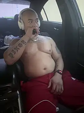 Snapshot of EatMyCake831 chatting on 01-16-25, 07:20 EatMyCake831 online show from 01-16-25, 07:20