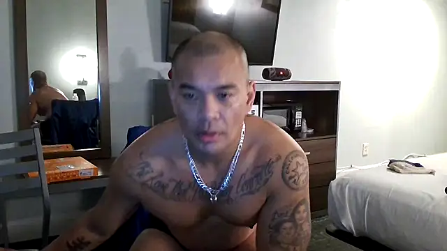 Snapshot of EatMyCake831 chatting on 01-21-25, 11:24 EatMyCake831 online show from 01-21-25, 11:24