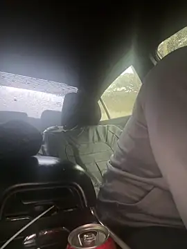 Snapshot of EatMyCake831 chatting on 03-14-25, 05:24 EatMyCake831 online show from 03-14-25, 05:24