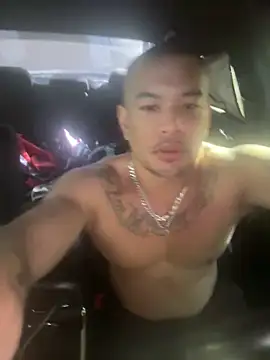 Snapshot of EatMyCake831 chatting on 03-18-25, 05:53 EatMyCake831 online show from 03-18-25, 05:53