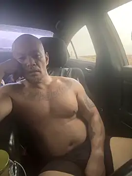 Snapshot of EatMyCake831 chatting on 09-29-25, 03:50 EatMyCake831 online show from 09-29-25, 03:50