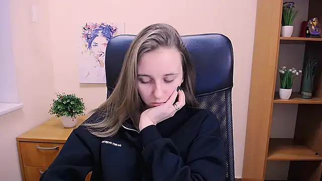 Snapshot of _Nicole_new chatting on 01-24-25, 07:19  Nicole new online show from 01-24-25, 07:19