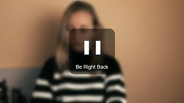 Snapshot of _Nicole_new chatting on 10-29-25, 09:11  Nicole new online show from 10-29-25, 09:11