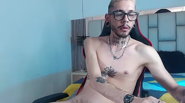 MurdockH online show from 01-26-25, 04:41