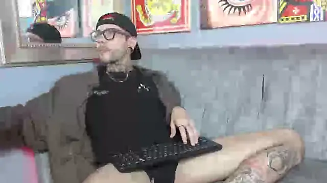 MurdockH online show from 09-22-25, 02:24