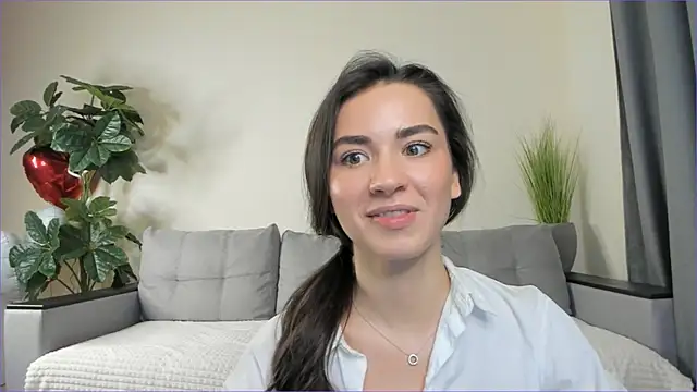 Snapshot of NicoleLuv chatting on 03-06-25, 04:07 NicoleLuv online show from 03-06-25, 04:07