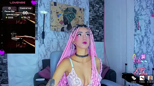 Queen Cuarxxo online show from 04-24-26, 11:51